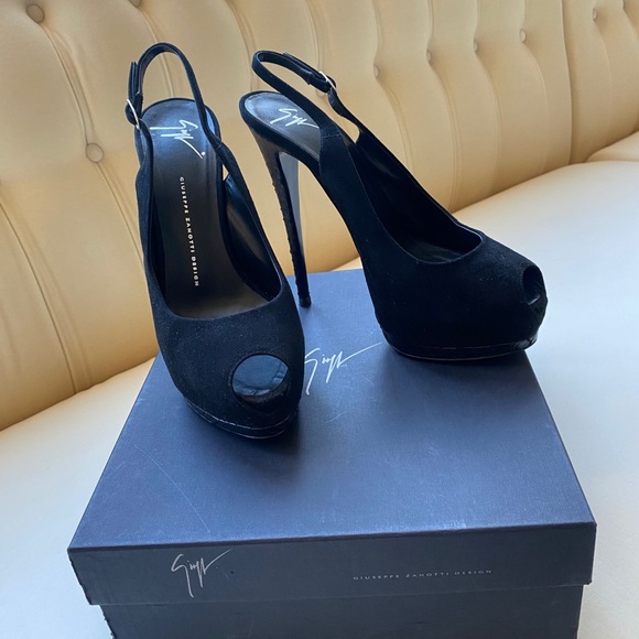 Giuseppe Zanotti black suede shoes (worn once) - Picture 2 of 6